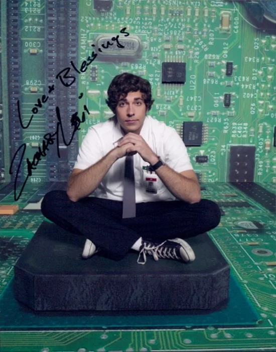 Zachary Levi autograph