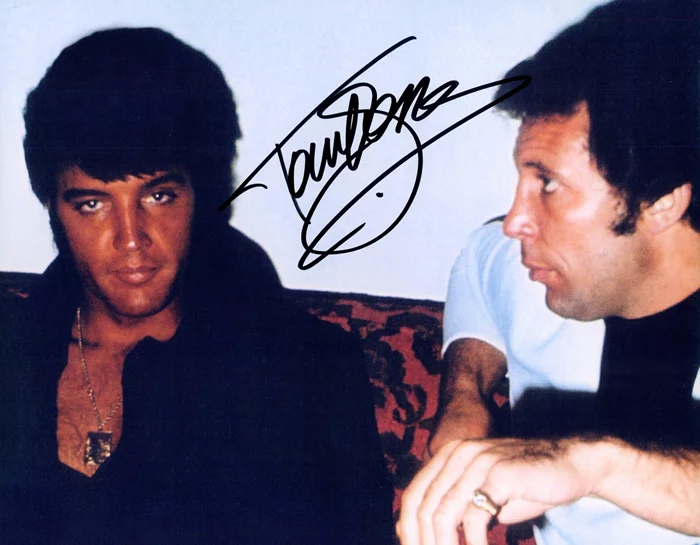 Tom Jones autograph