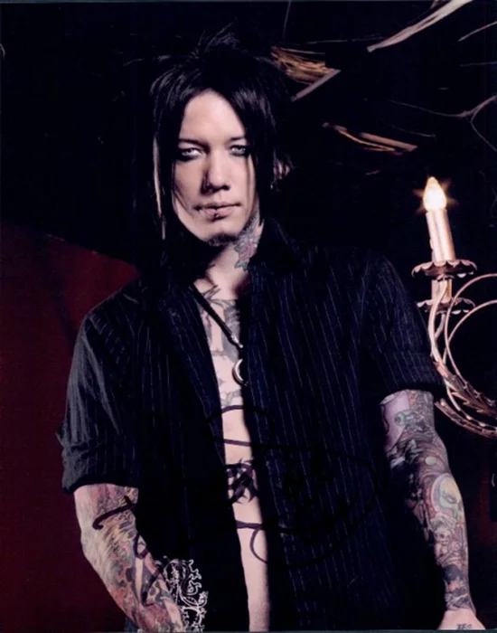 DJ Ashba autograph