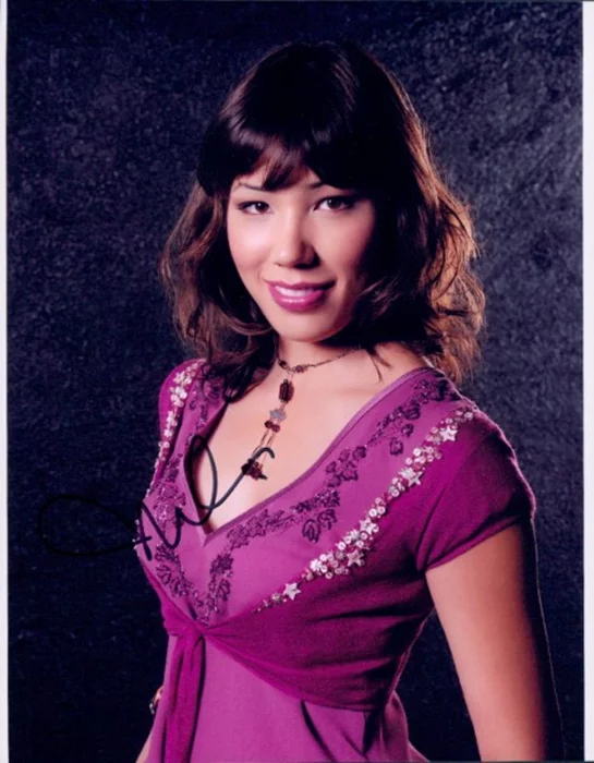 Michaela Conlin autograph