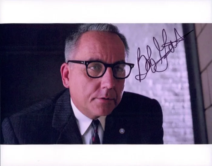 Bob Gunton autograph