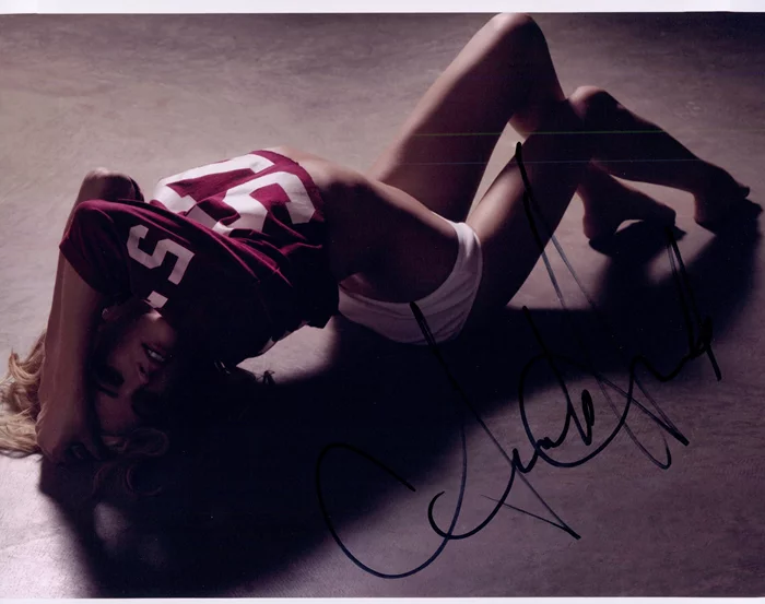 Amber Heard autograph