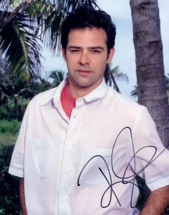 Rory Cochrane autograph