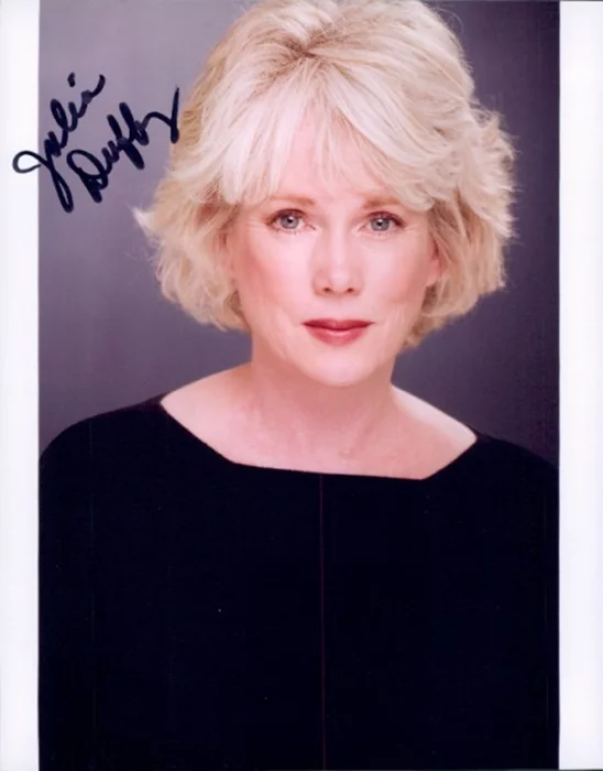 Julia Duffy autograph