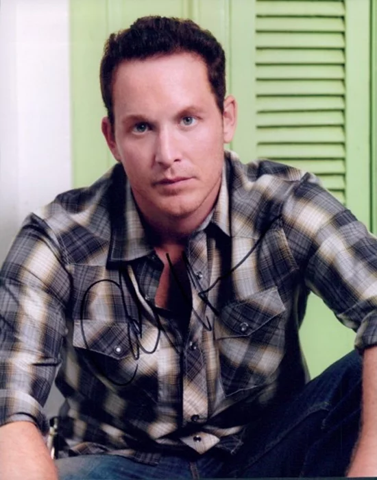 Cole Hauser autograph