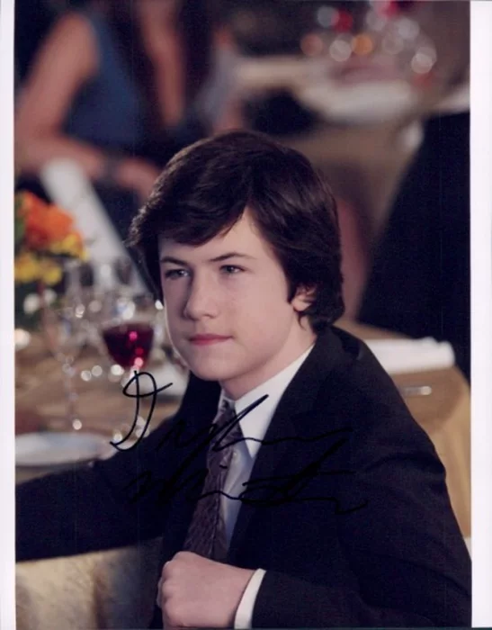 Dylan Minnette autograph