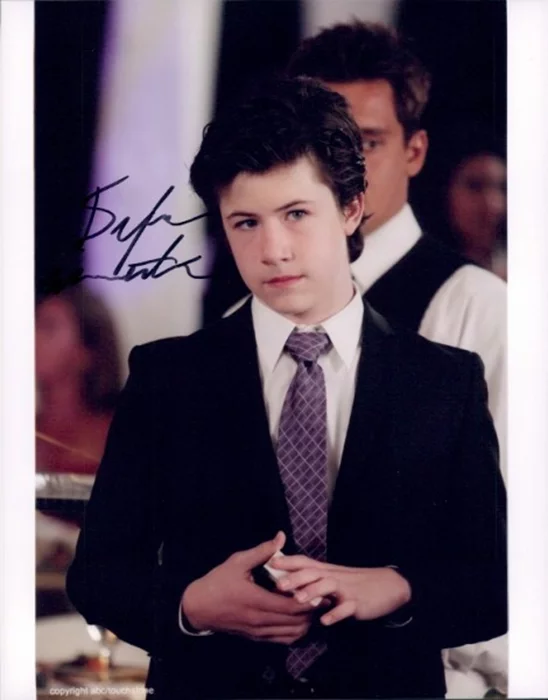 Dylan Minnette autograph