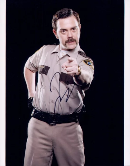 Joe Lo Truglio autograph