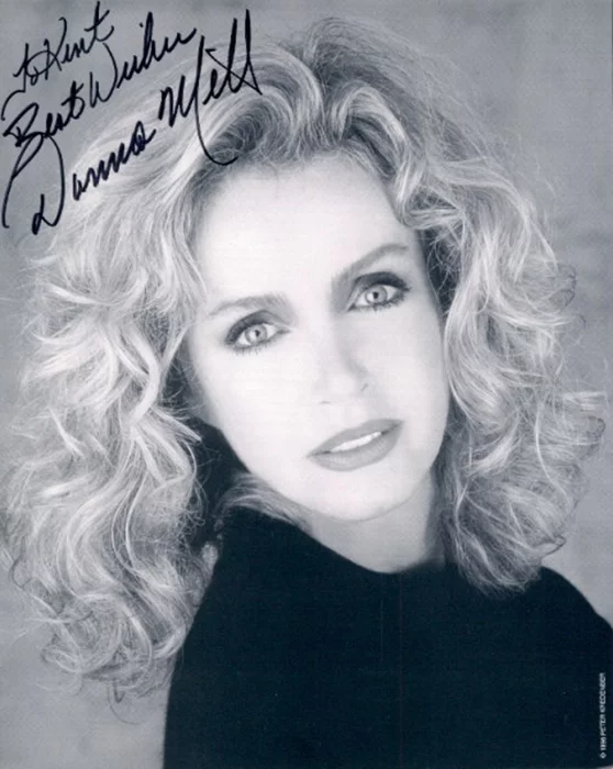 Donna Mills autograph