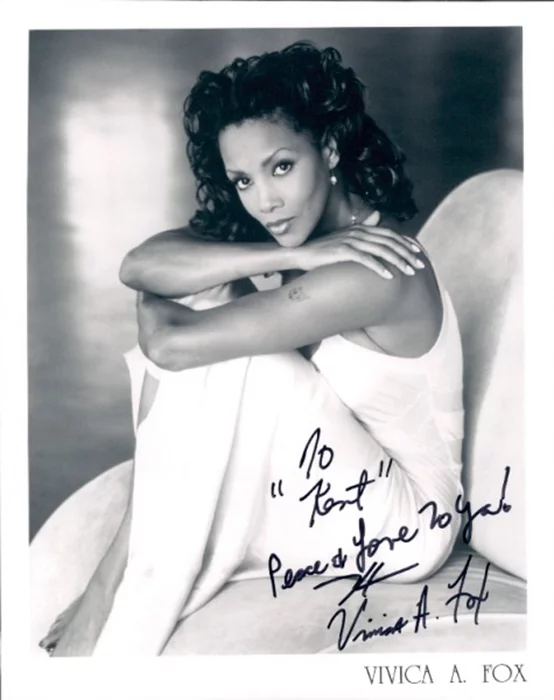 Vivica A. Fox autograph