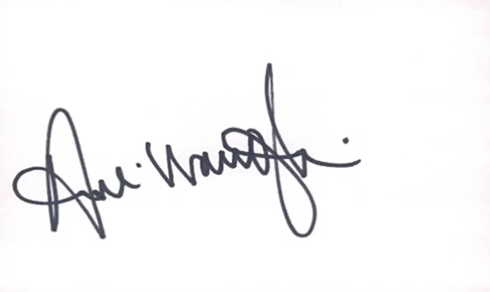 Anne-Marie Johnson autograph
