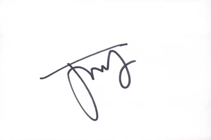 Jesse Tyler Ferguson autograph