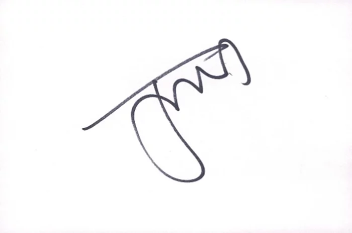 Jesse Tyler Ferguson autograph