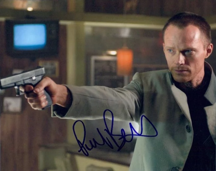 Paul Bettany autograph