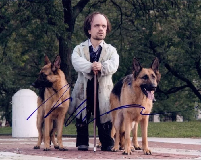 Peter Dinklage autograph