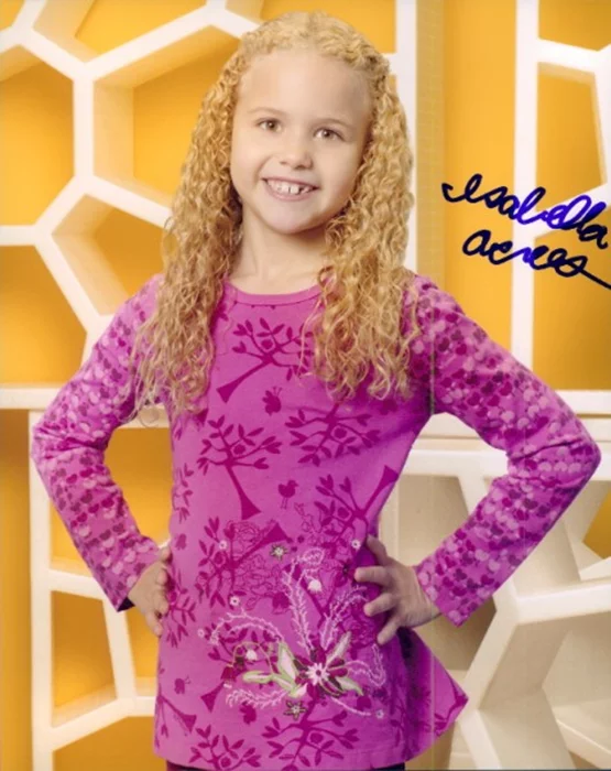Isabella Acres autograph