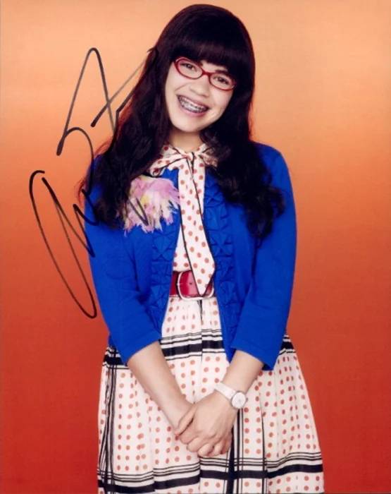 America Ferrera autograph