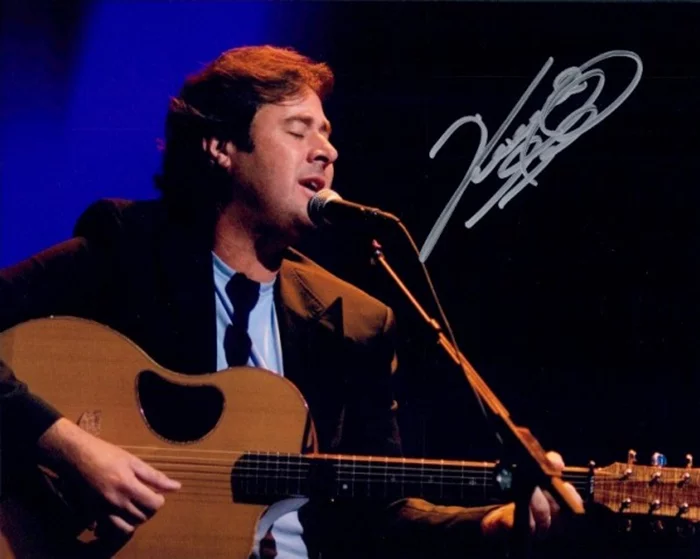 Vince Gill autograph