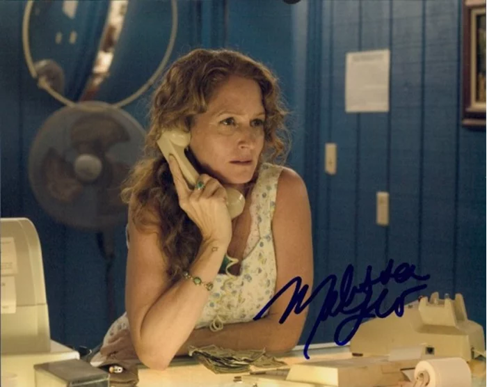 Melissa Leo autograph