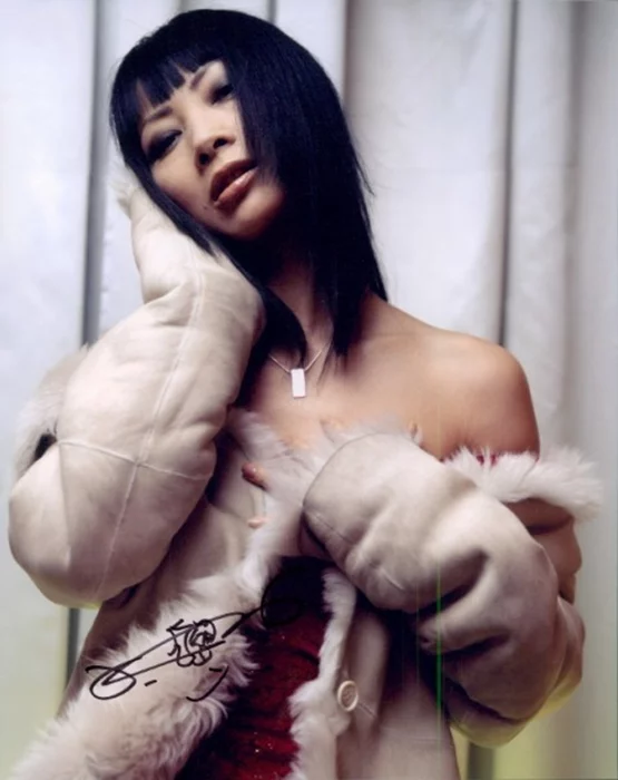 Bai Ling autograph