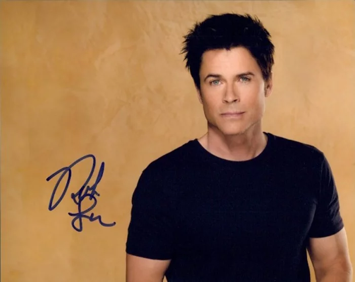 Rob Lowe autograph