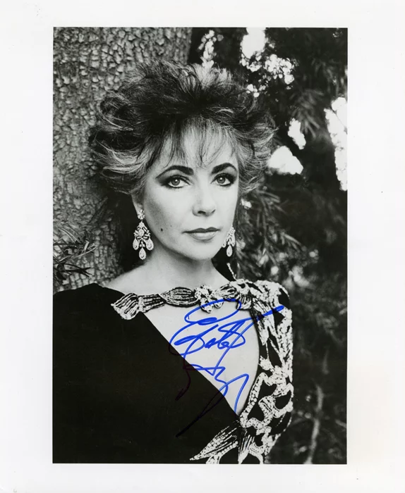 Elizabeth Taylor autograph