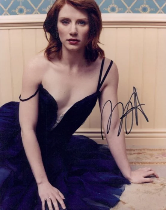 Bryce Dallas Howard autograph