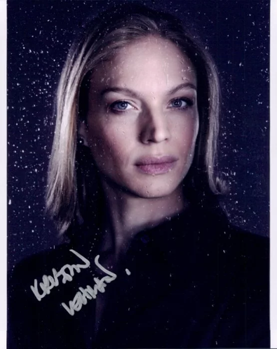 Kristin Lehman autograph
