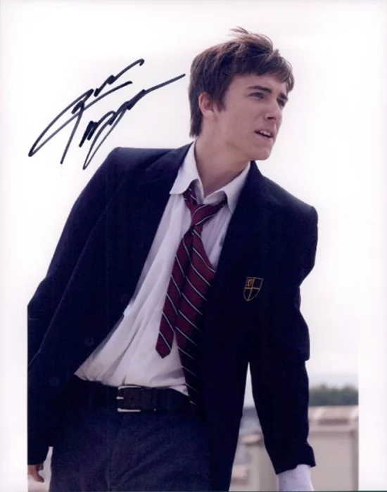 Reece Thompson autograph