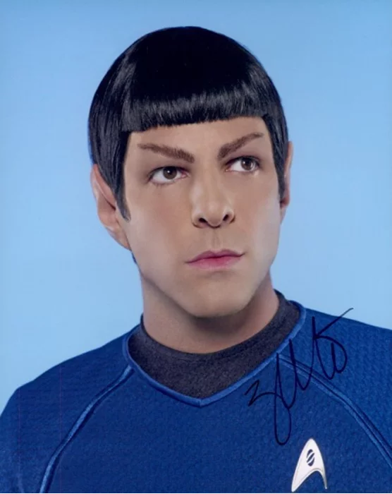 Zachary Quinto autograph