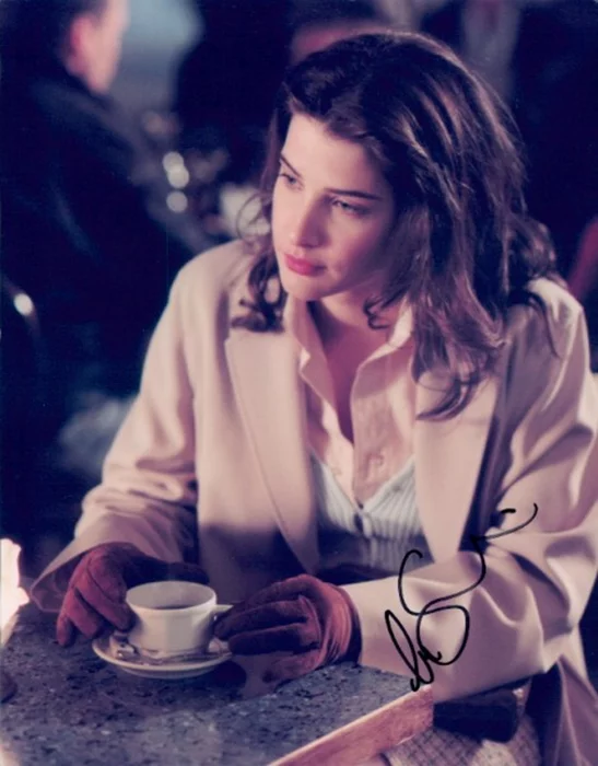 Cobie Smulders autograph