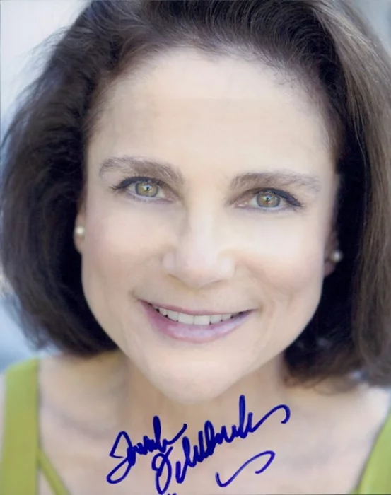 Tovah Feldshuh autograph