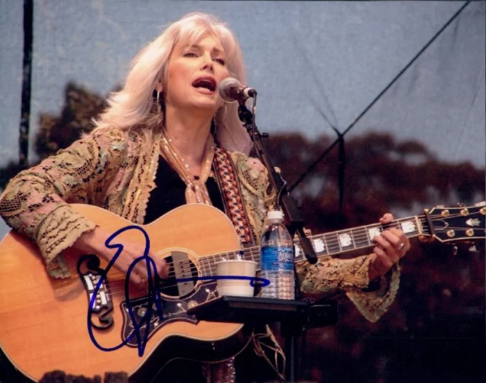 Emmylou Harris autograph