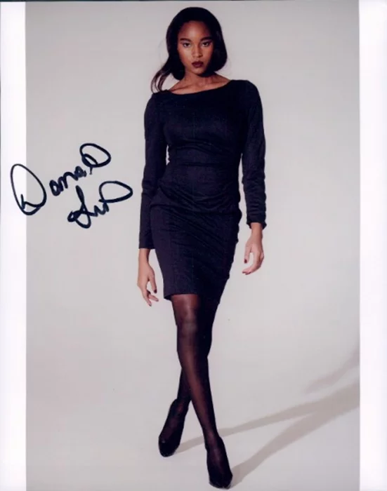 Damaris Lewis autograph