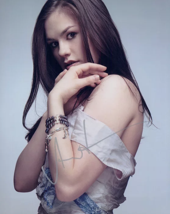 Anna Paquin autograph