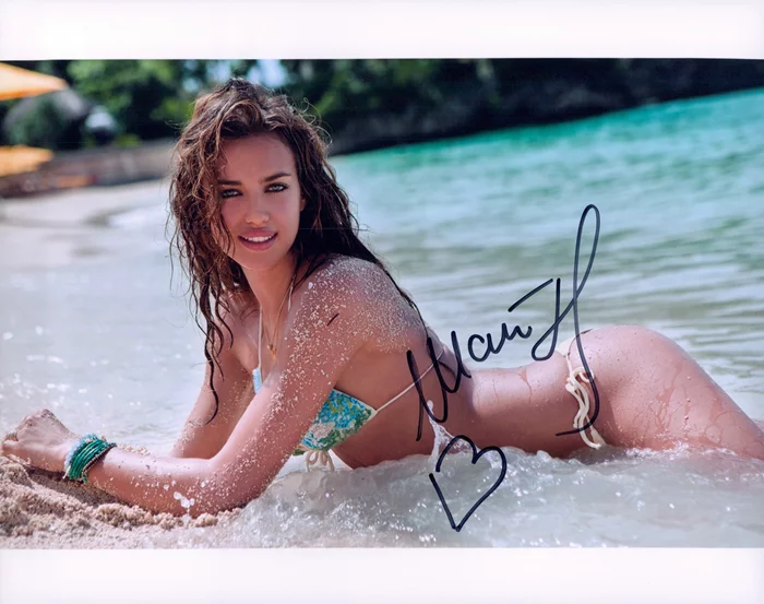 Irina Shayk autograph
