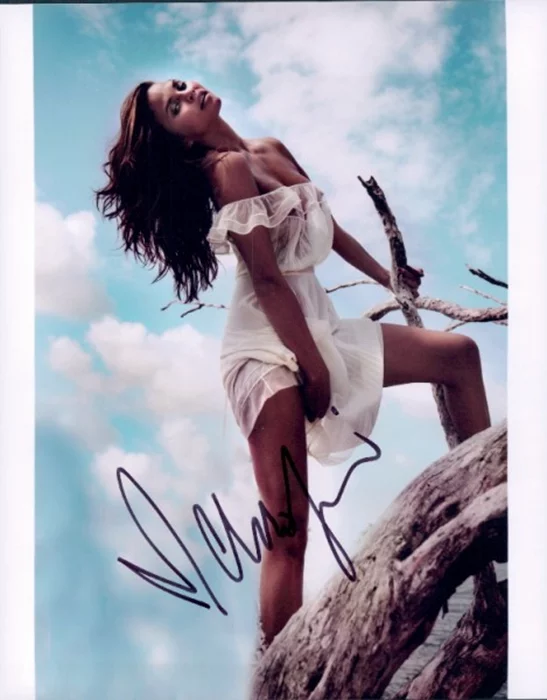 Christine Teigen autograph