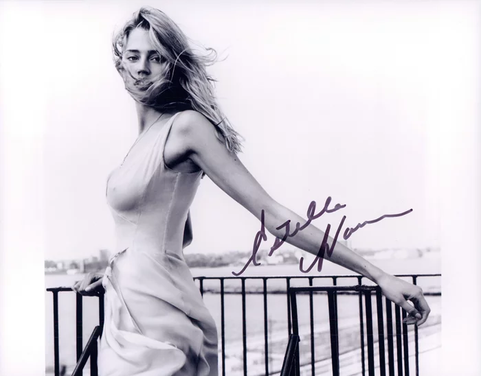 Estella Warren autograph