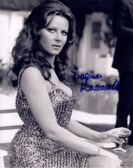 Dagmar Lassander autograph
