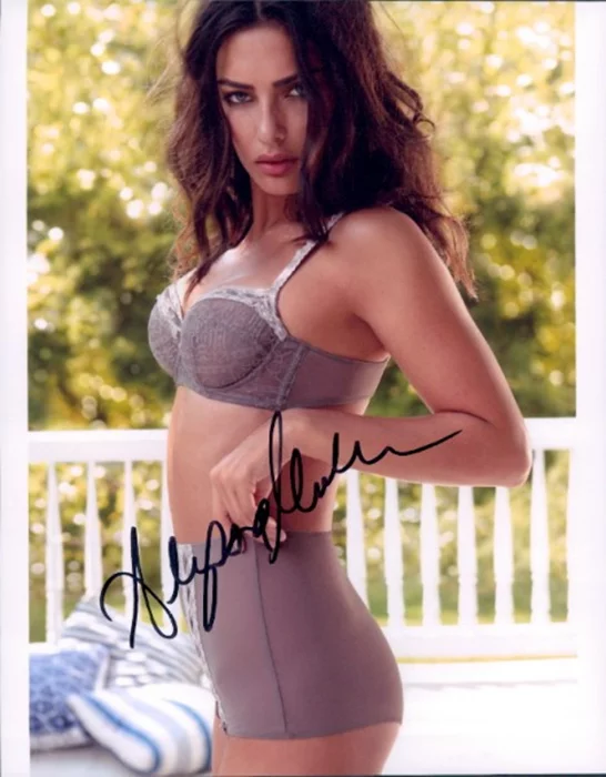 Alyssa Miller autograph