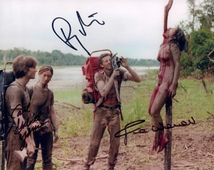 Cannibal Holocaust autograph