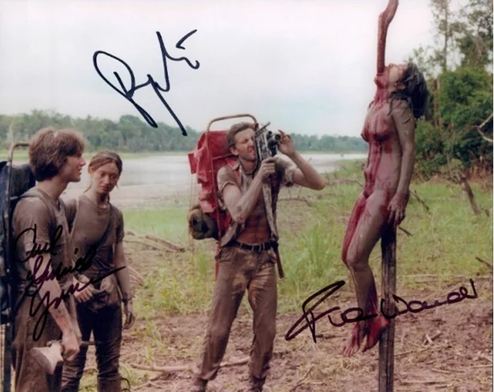 Cannibal Holocaust autograph