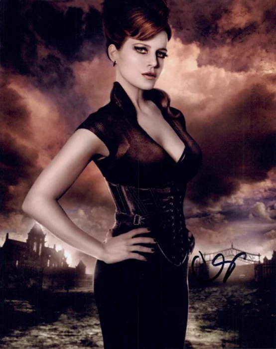 Carla Gugino autograph