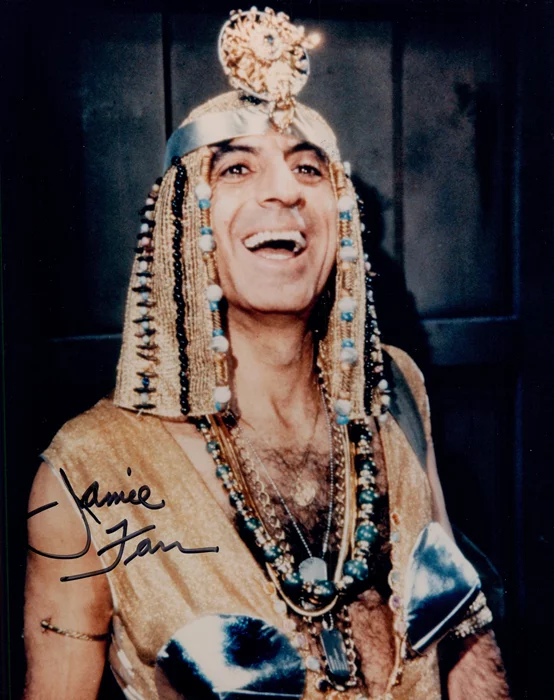 Jamie Farr autograph