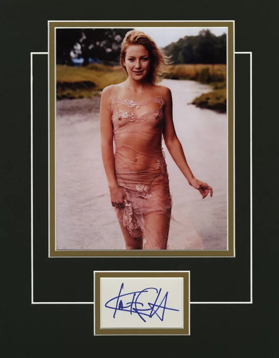 Kate Hudson autograph