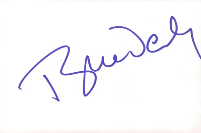 Tyne Daly autograph