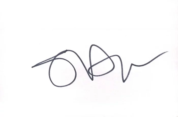Joel Moore autograph