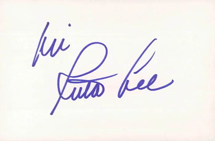 Ruta Lee autograph