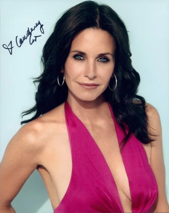 Courteney Cox autograph
