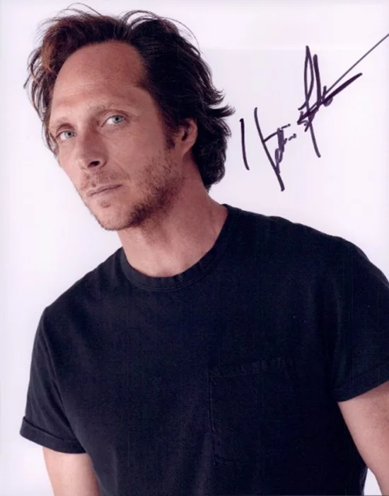 William Fichtner autograph